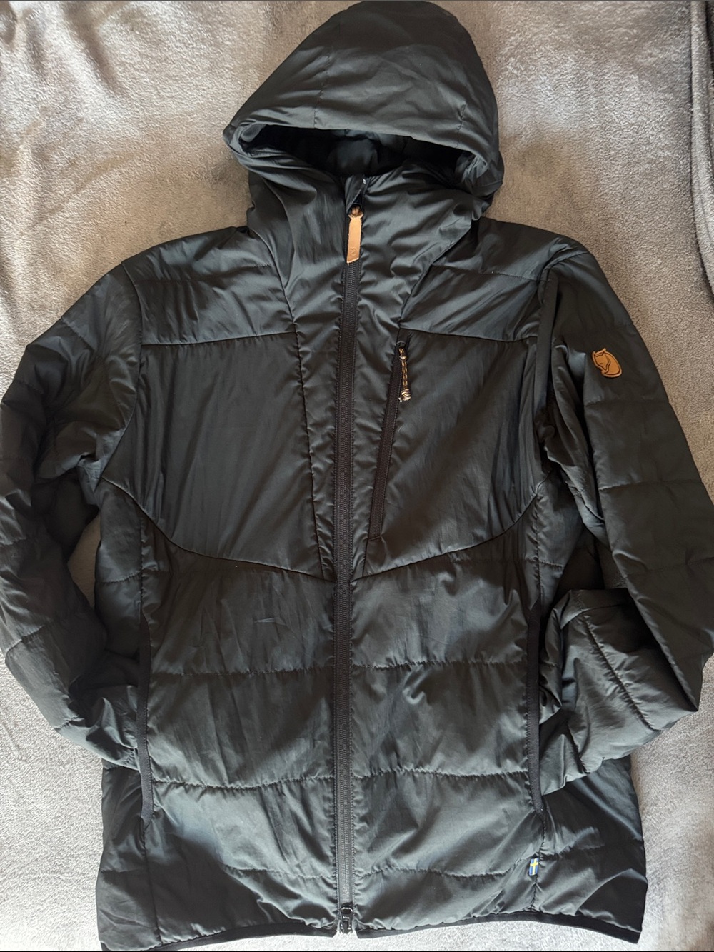 Fjallraven Keb Padded Hoodie. Women’s in black.